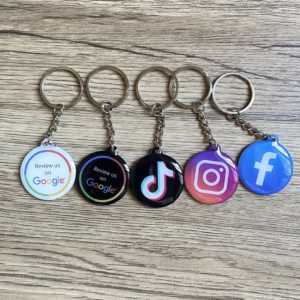 ميداليه سمارت تاب صفحات التواصل الاجتماعي